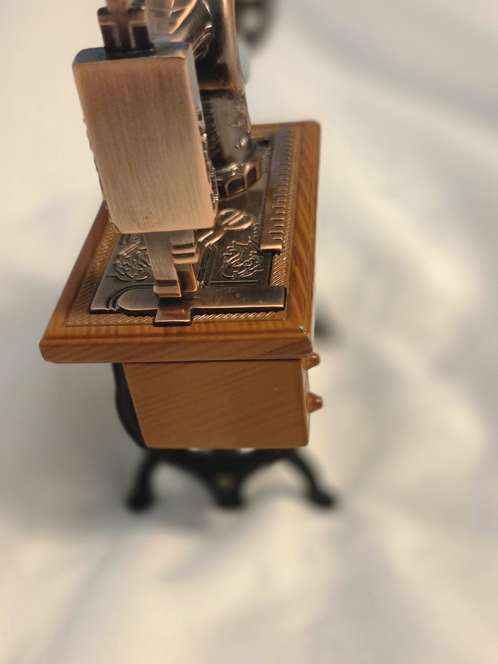 Mini Decorative Sewing Machine Figurine in Wood Tone and Brass